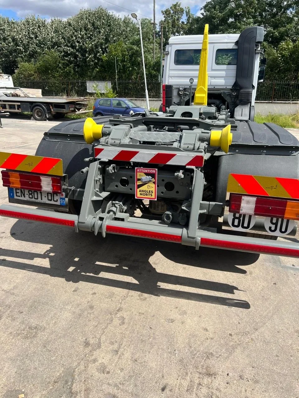 Châssis arrière d'un camion Ampliroll T-K TRANSPORTS